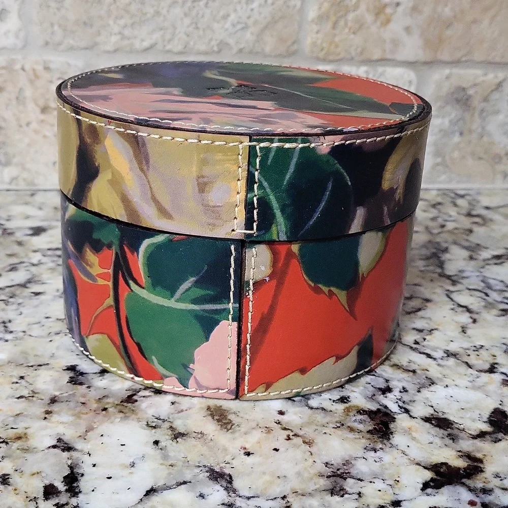 Patricia Nash Tondo Memory Box